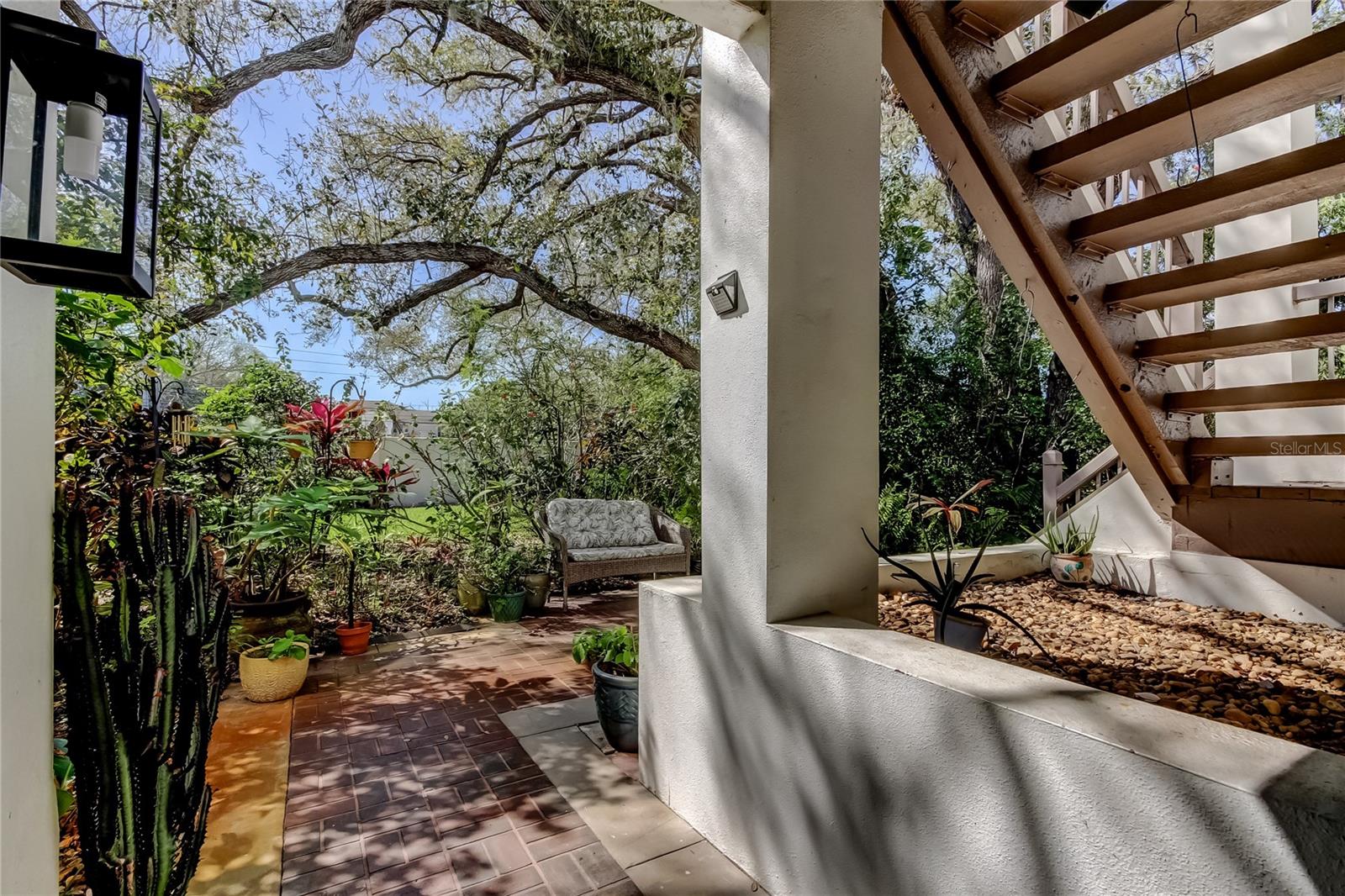 Image 36 of 44 For 1858 Lake Cypress Drive 202