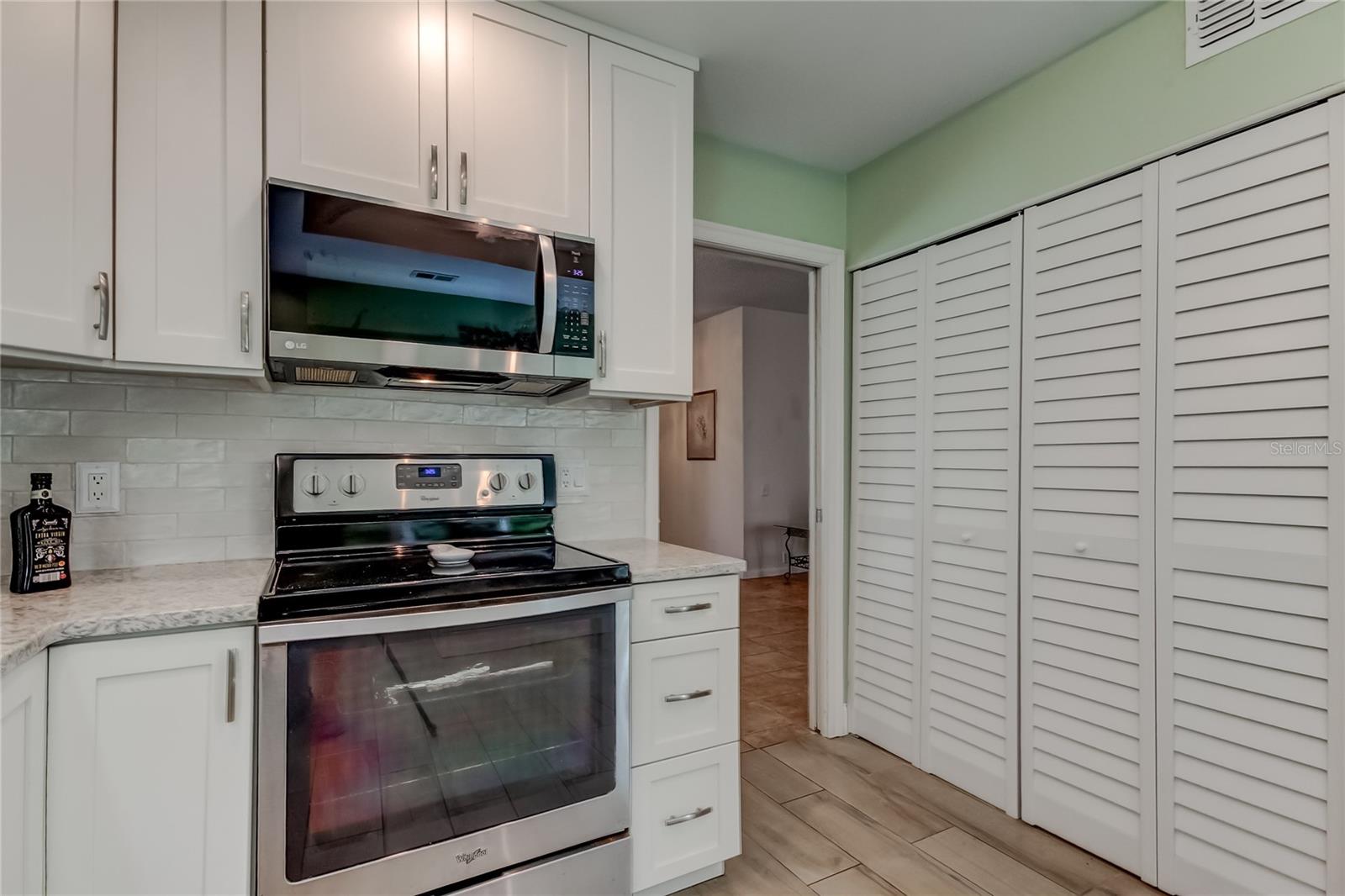 Image 6 of 44 For 1858 Lake Cypress Drive 202