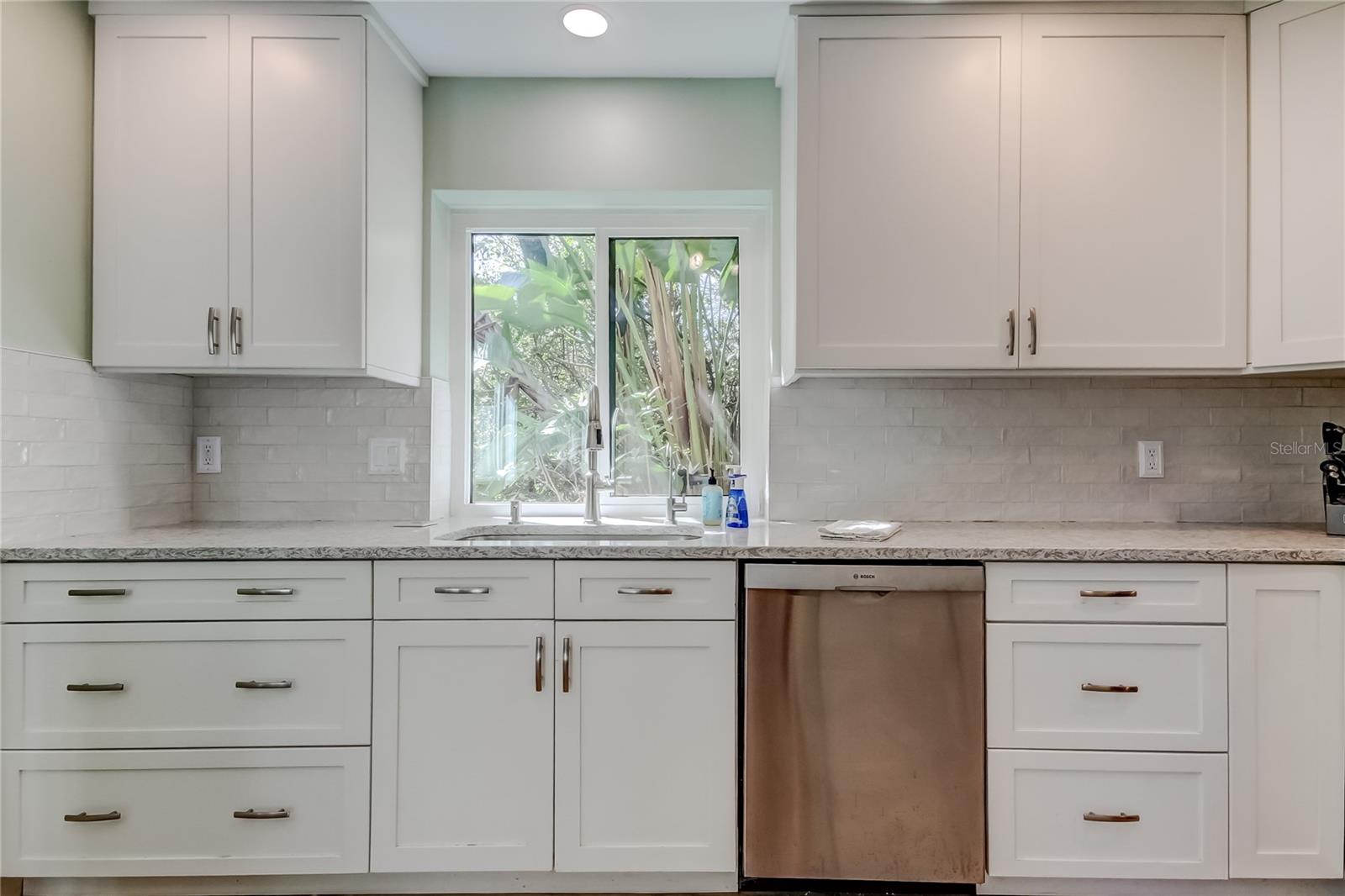 Image 8 of 44 For 1858 Lake Cypress Drive 202