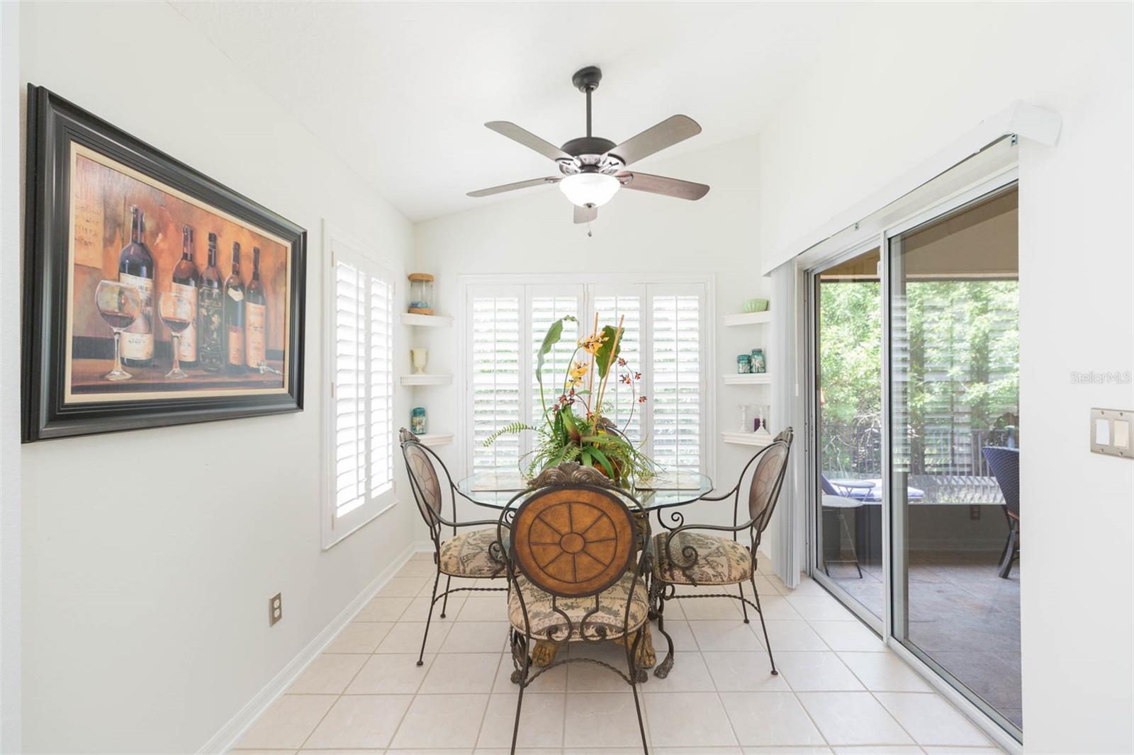 Image 20 of 62 For 876 Addison Drive Ne