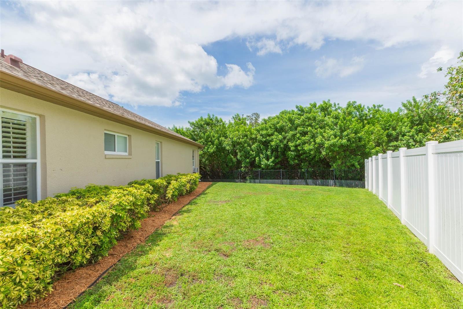 Image 47 of 62 For 876 Addison Drive Ne