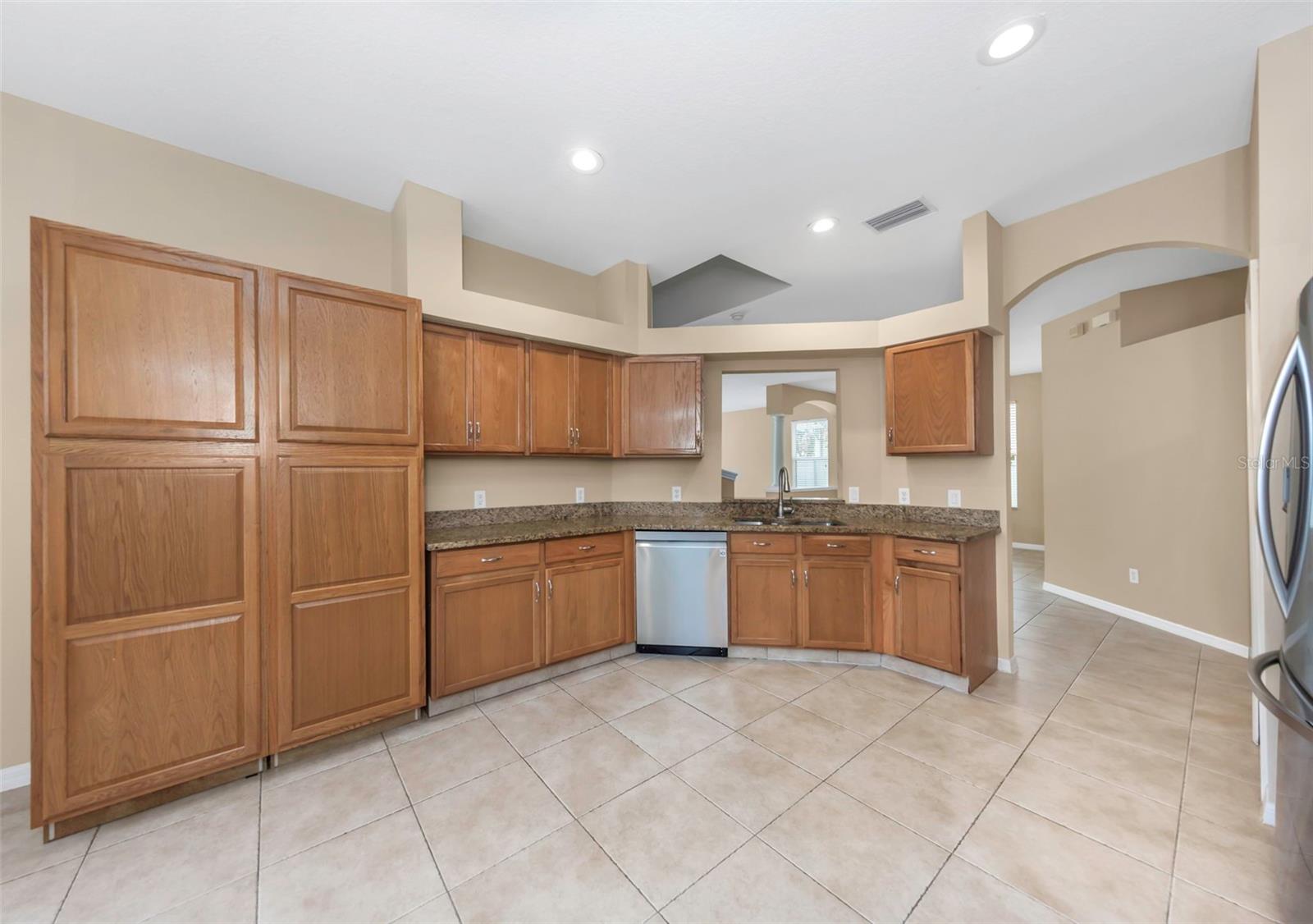 Image 13 of 67 For 7754 Stoneleigh Drive