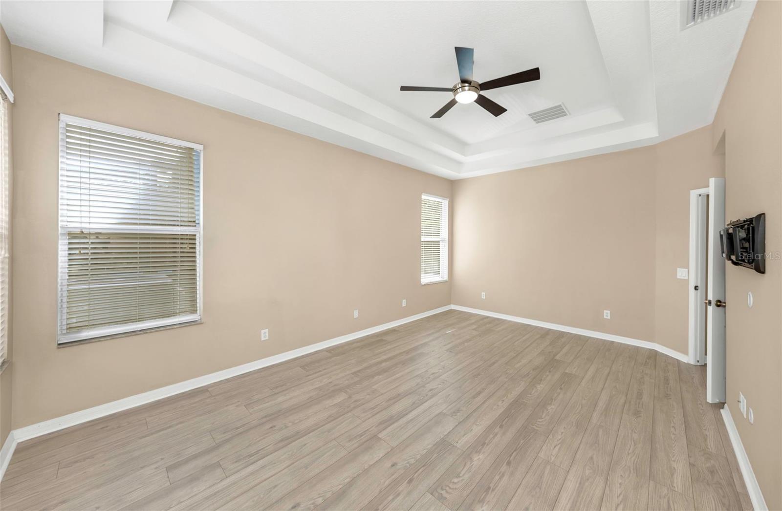 Image 19 of 67 For 7754 Stoneleigh Drive