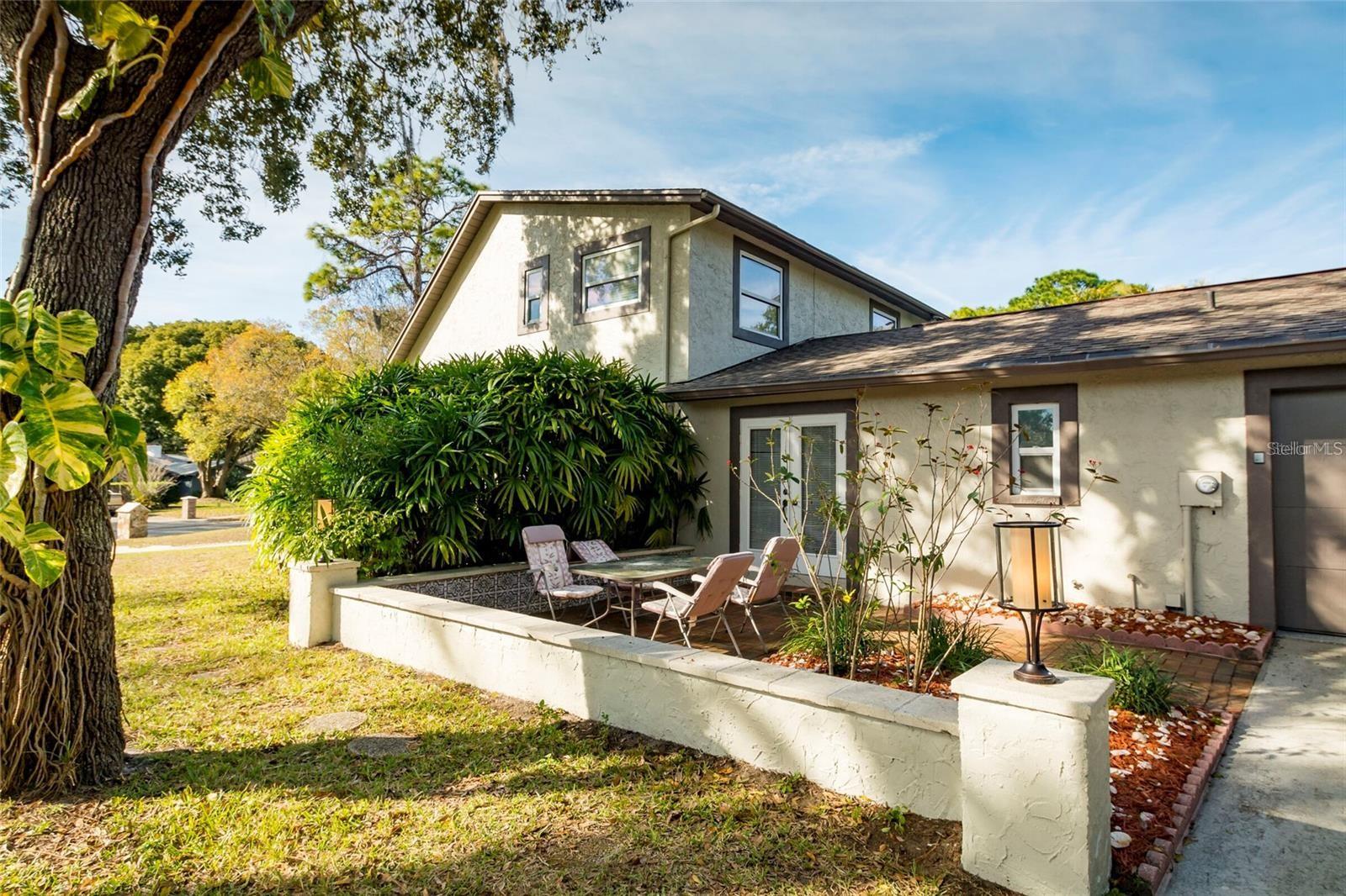 Image 5 of 36 For 1647 Hobbit Road