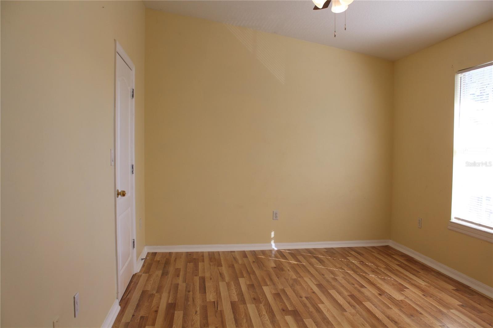 Image 12 of 25 For 3607 Idlewild Avenue 302