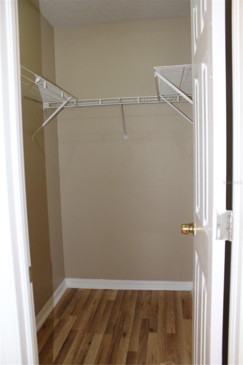 Image 21 of 25 For 3607 Idlewild Avenue 302