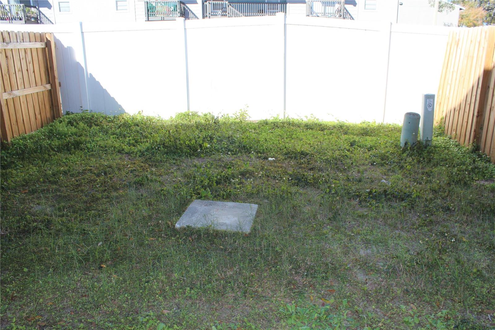 Image 23 of 25 For 3607 Idlewild Avenue 302