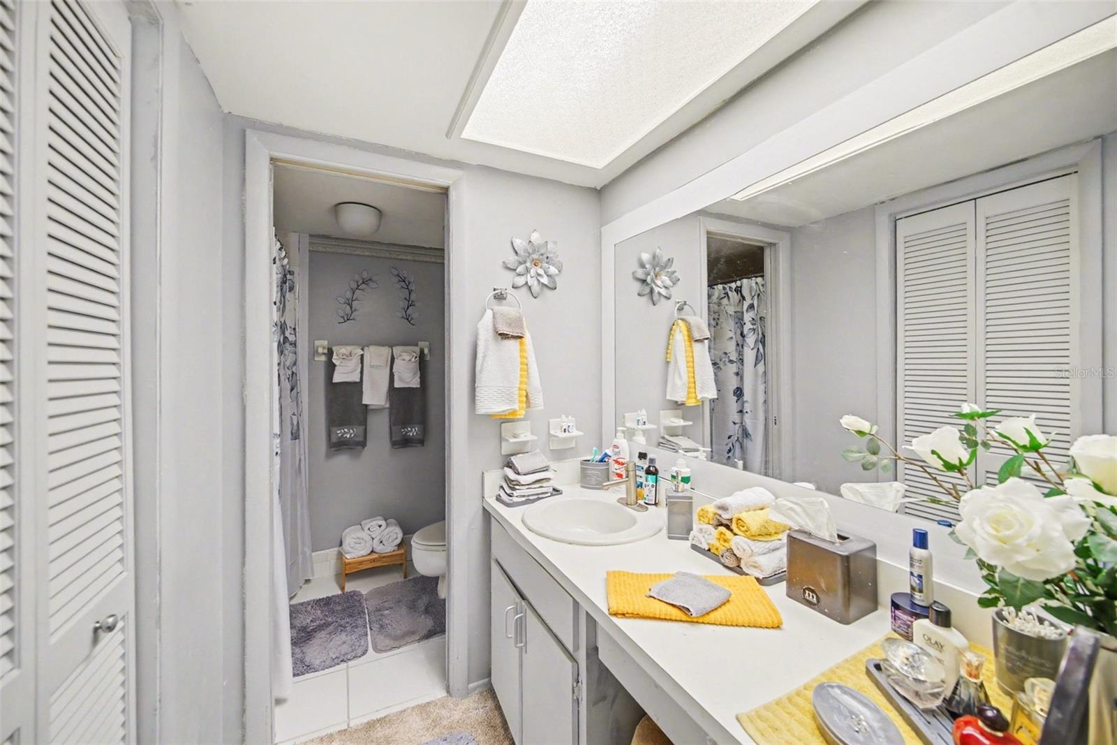 Image 23 of 32 For 303 Martha Lane 303