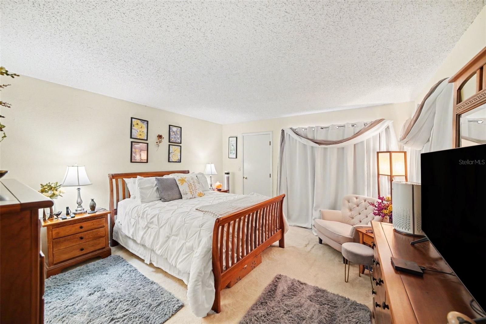 Image 24 of 32 For 303 Martha Lane 303