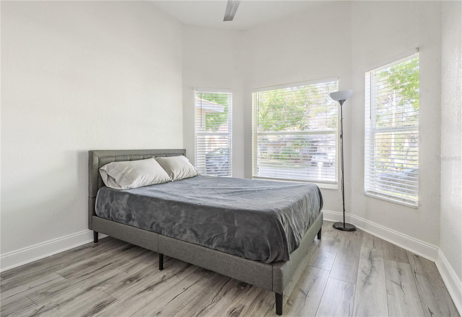 Image 16 of 36 For 751 Wildflower Drive