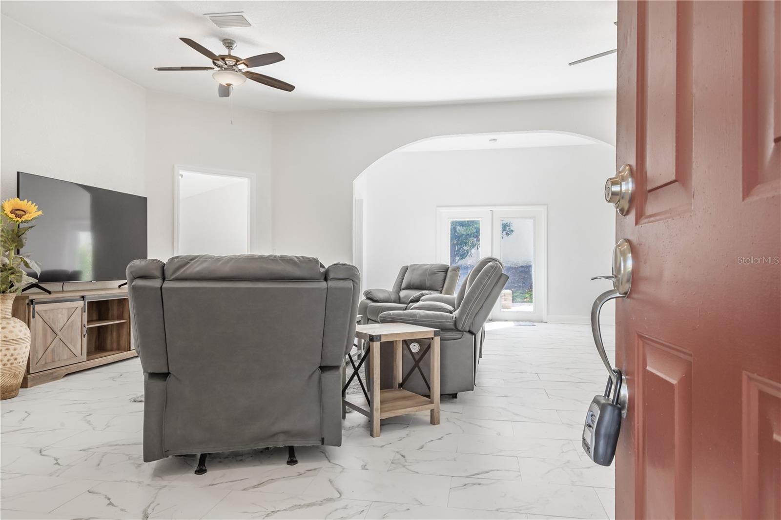 Image 5 of 36 For 751 Wildflower Drive