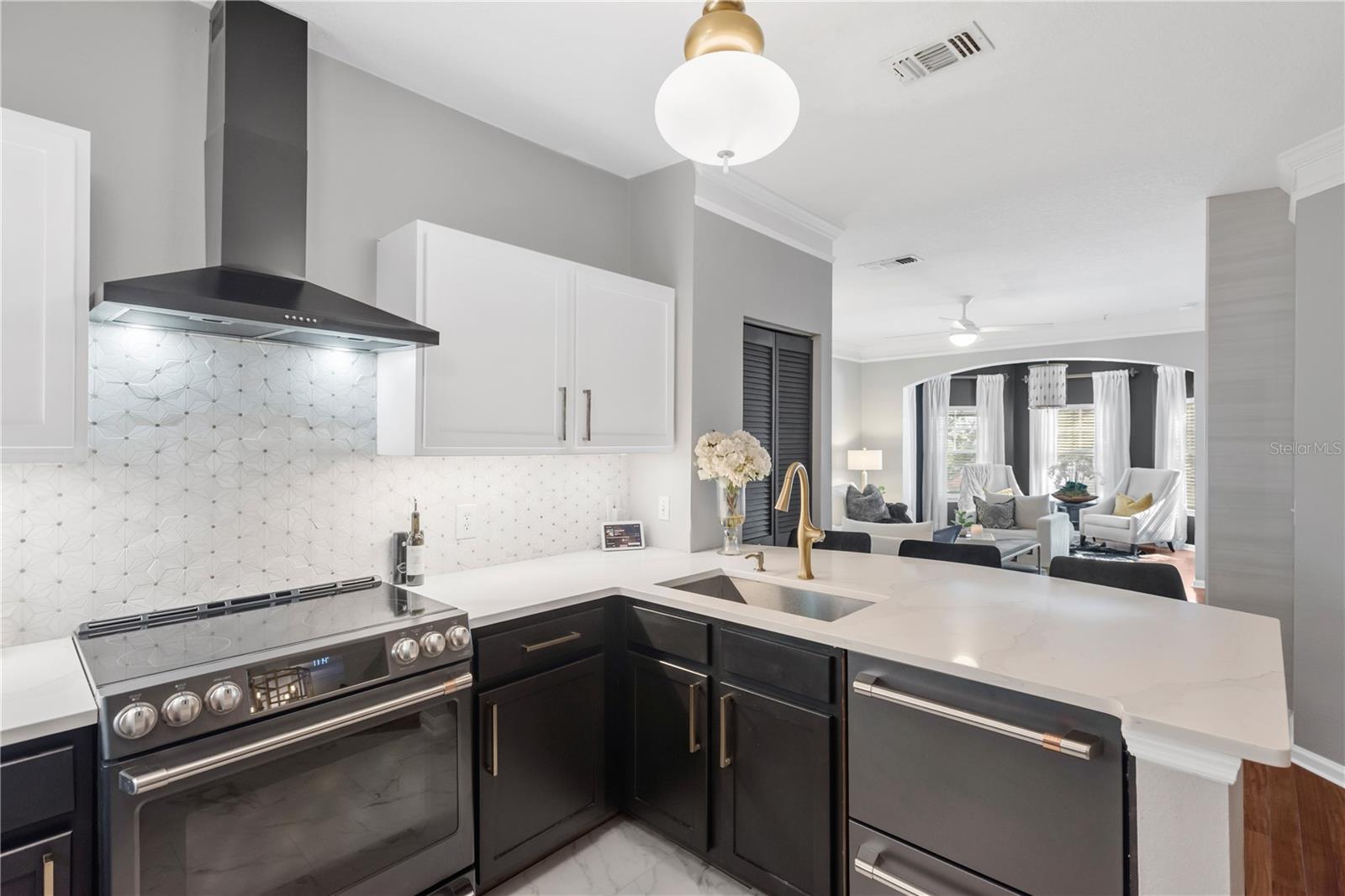 Image 5 of 44 For 4207 Dale Mabry Highway 1203