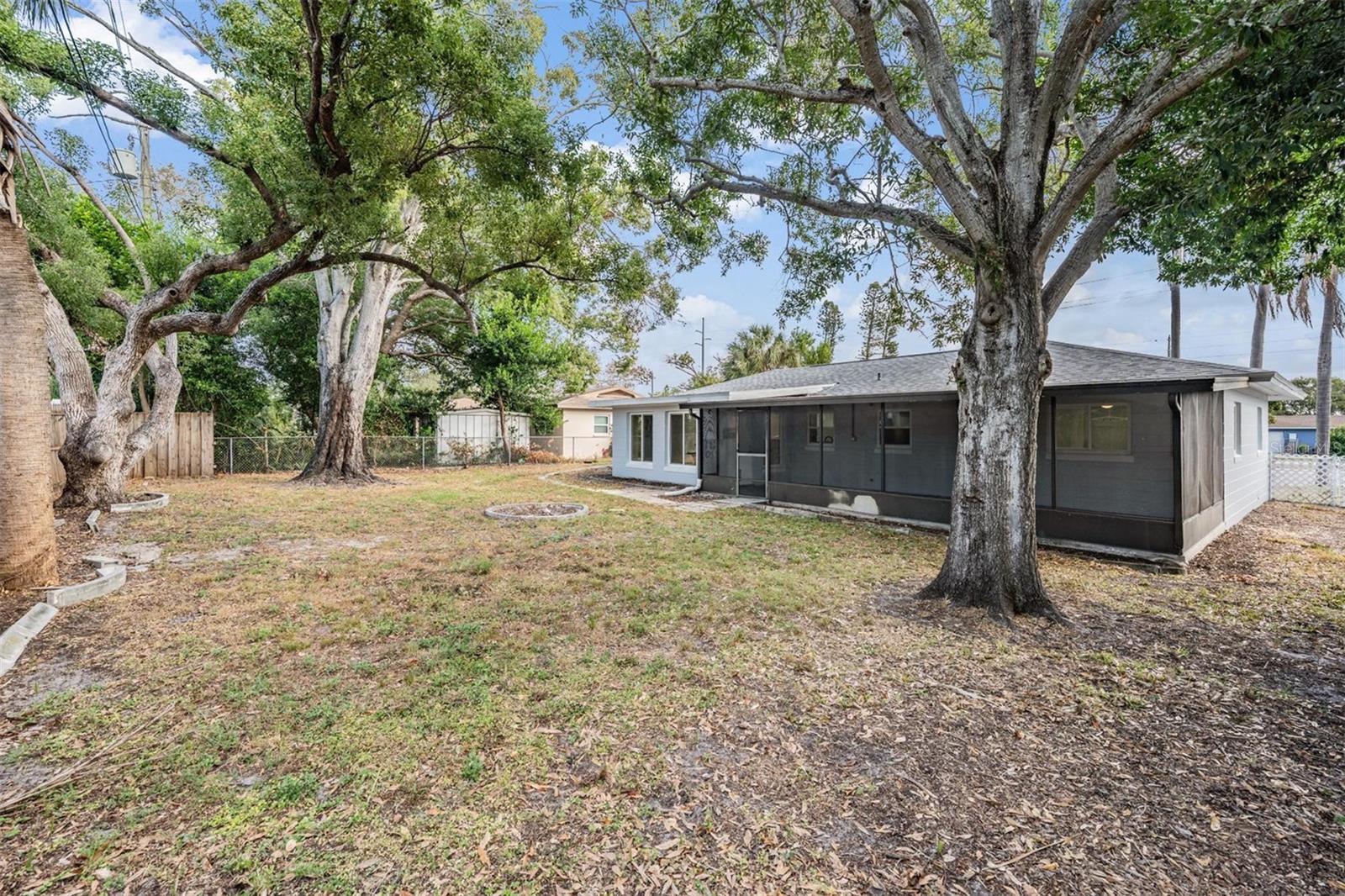 Image 35 of 36 For 6472 113 Street