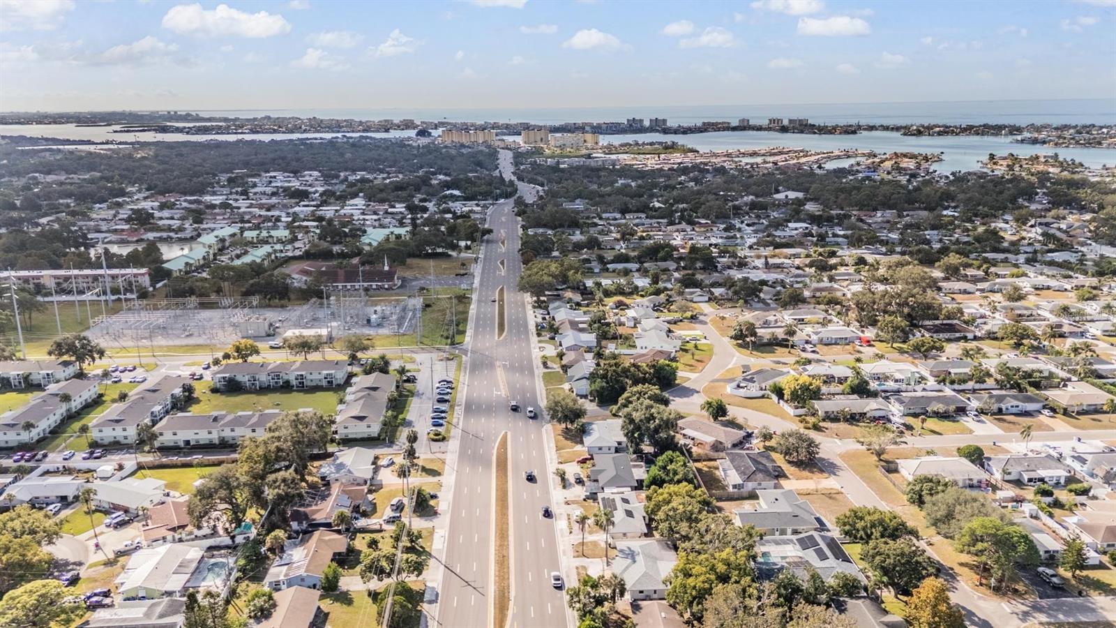 Image 6 of 36 For 6472 113 Street