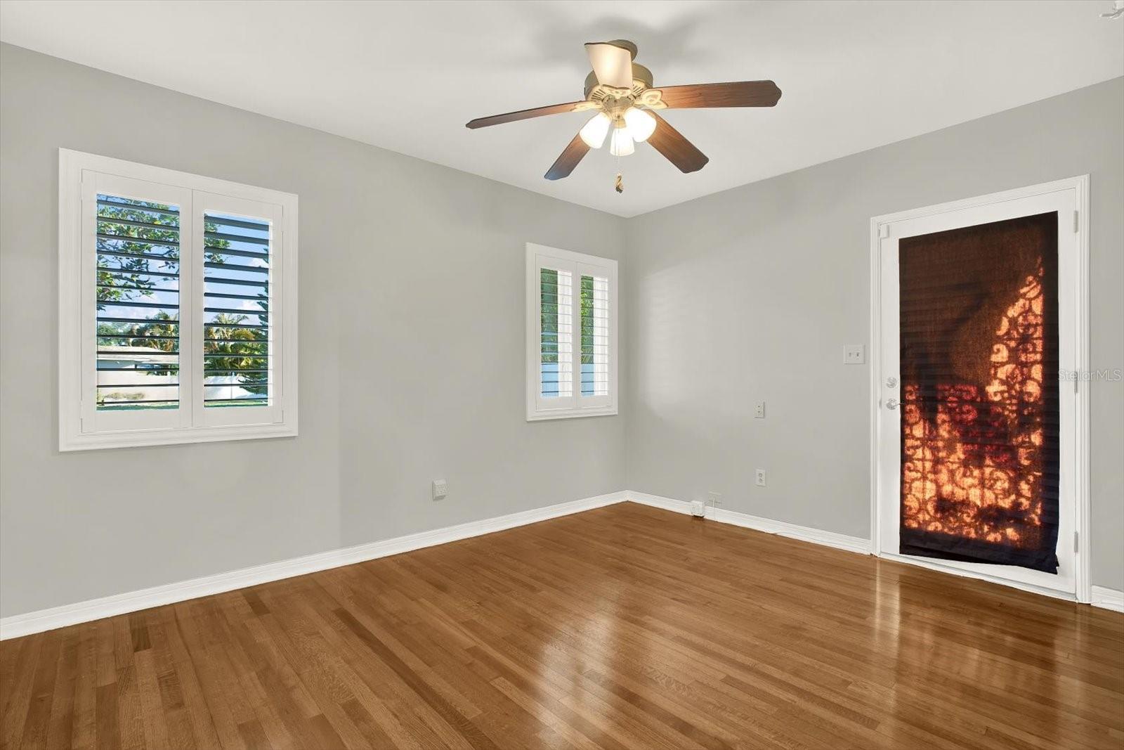 Image 20 of 29 For 423 48th Street N