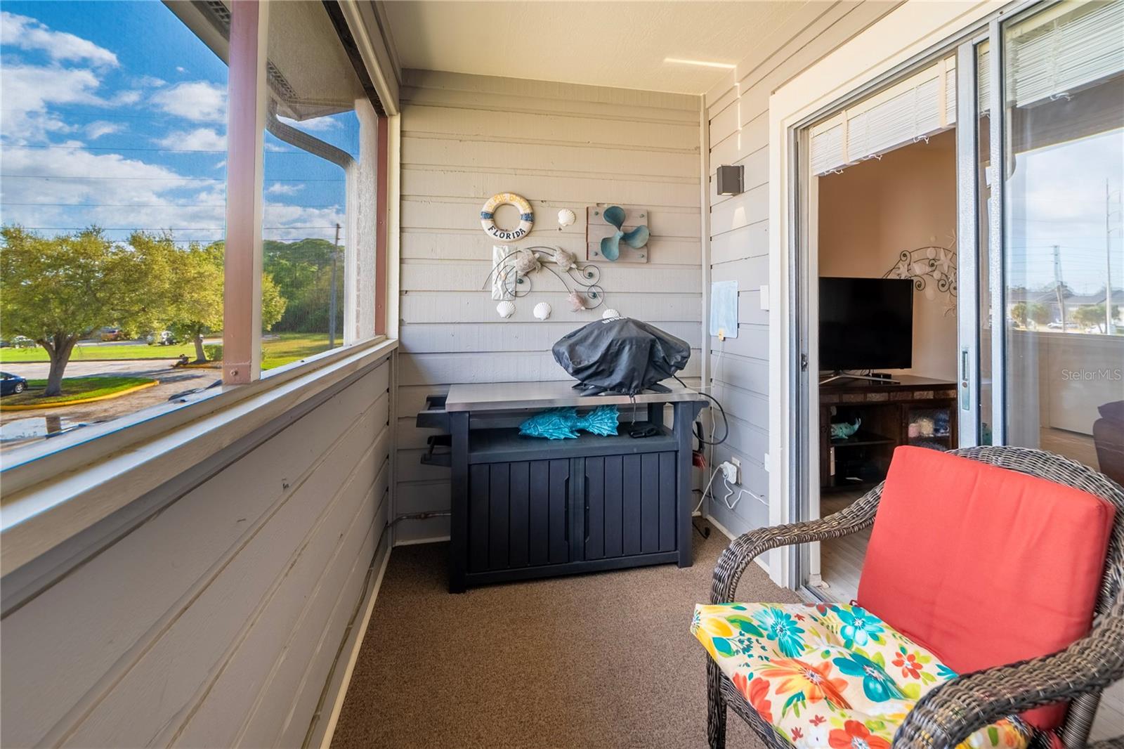 Image 27 of 42 For 1400 Gandy Boulevard N 113