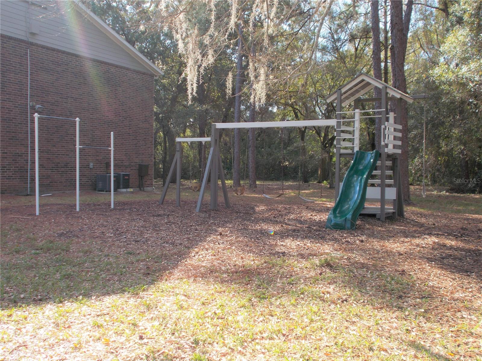 Image 34 of 42 For 1400 Gandy Boulevard N 113