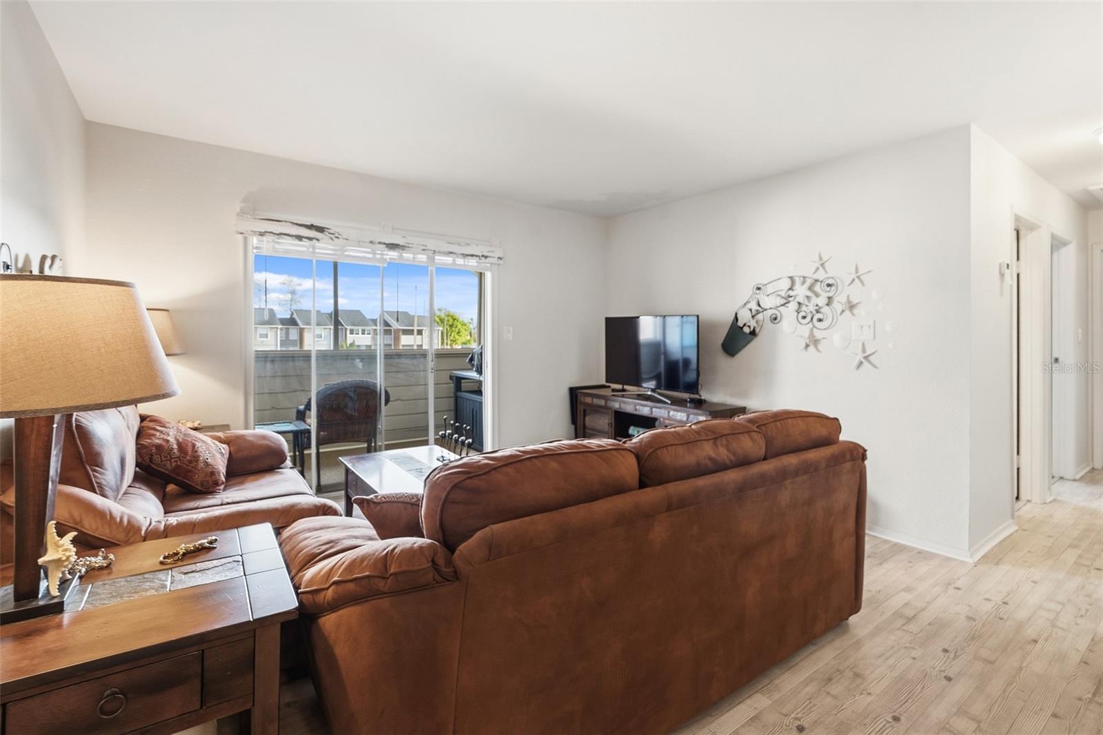 Image 9 of 42 For 1400 Gandy Boulevard N 113