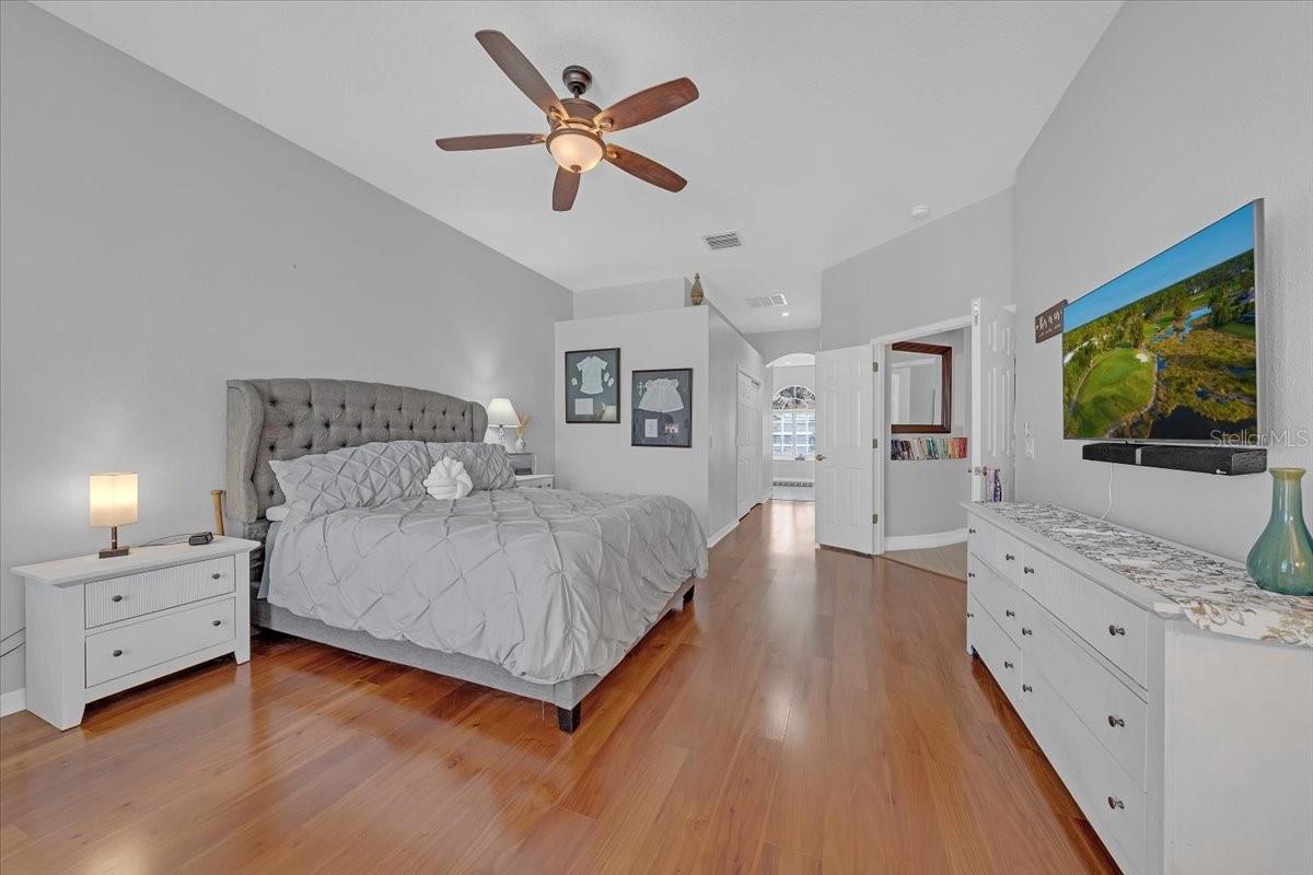 Image 22 of 49 For 3301 Cypress Landing Drive