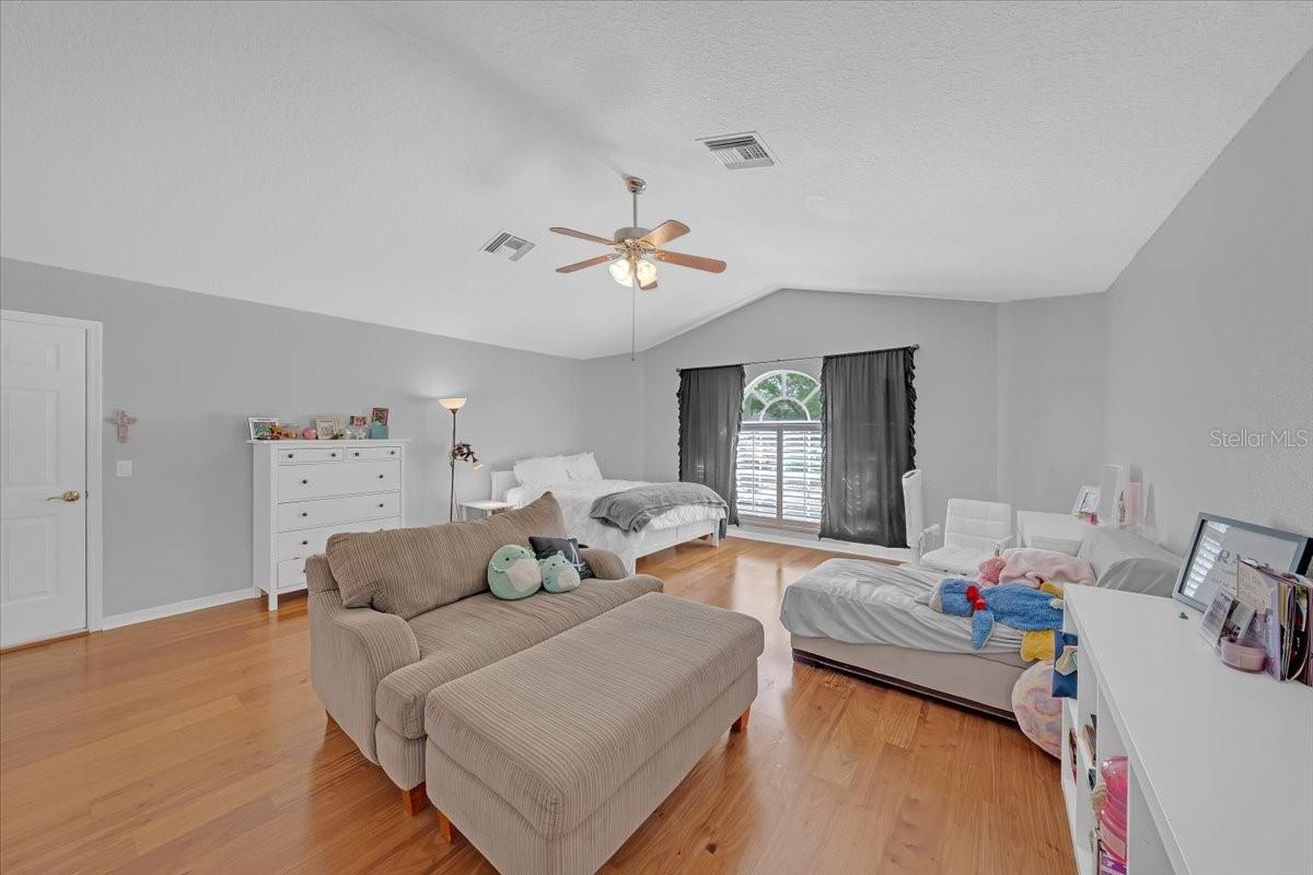 Image 33 of 49 For 3301 Cypress Landing Drive