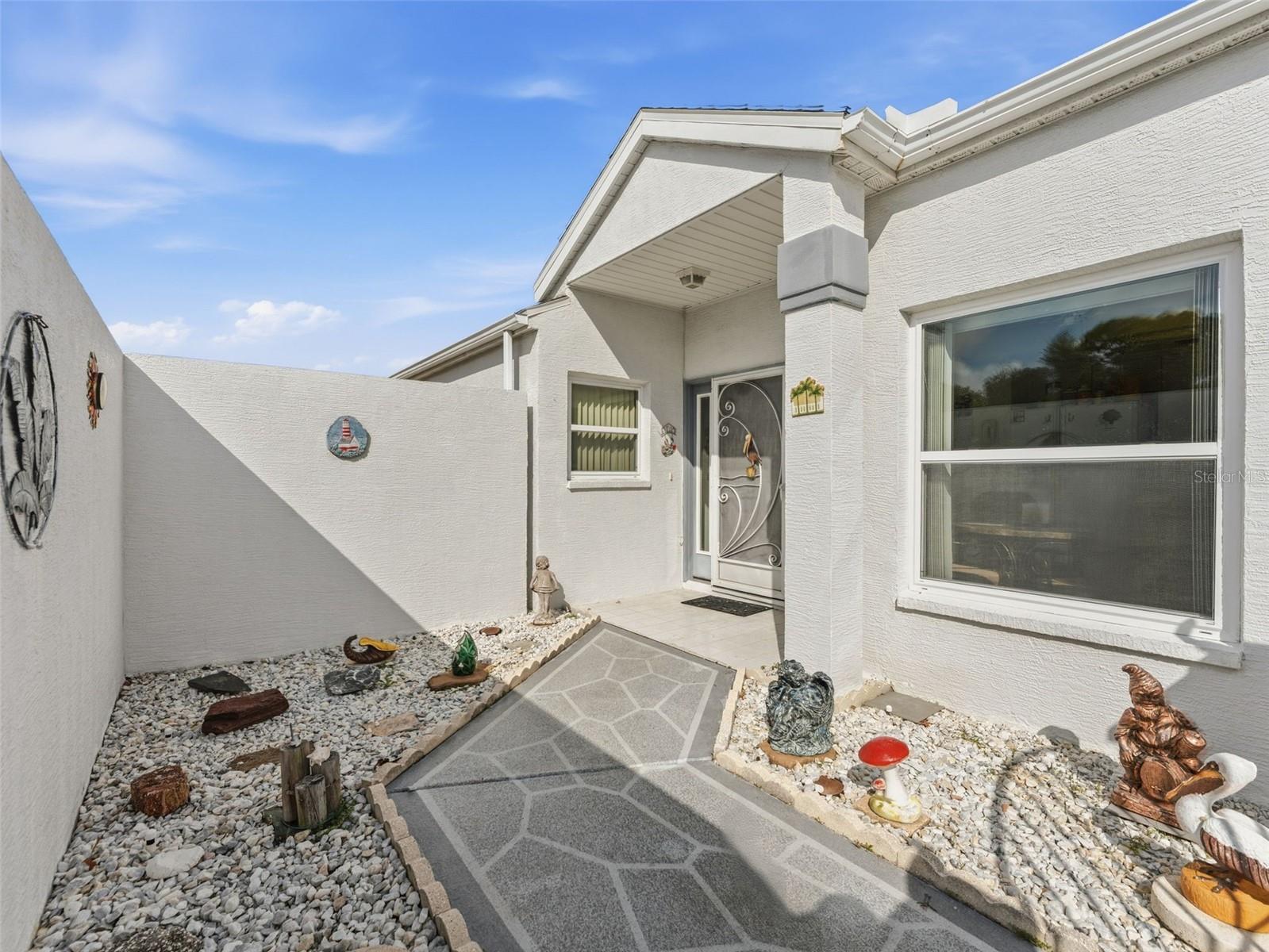 Image 4 of 26 For 1007 La Bamba Court