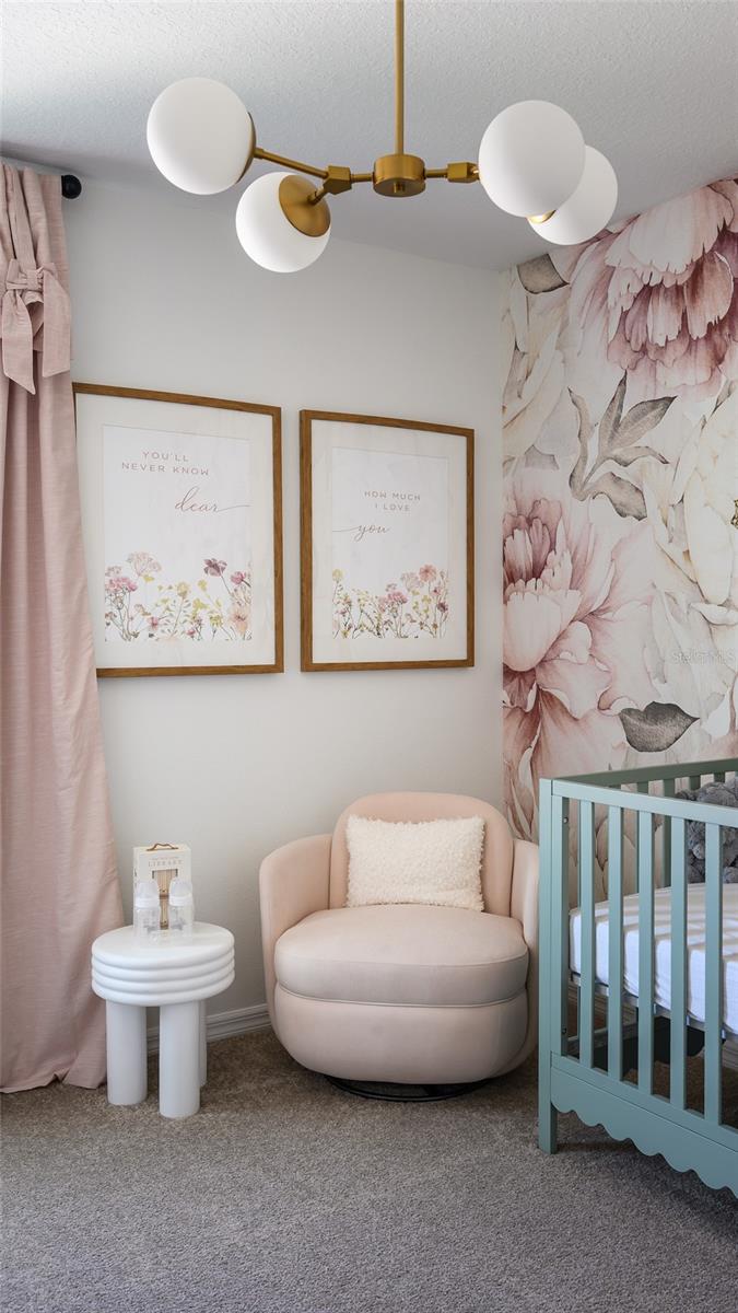 Listing photo id 16 for 4615 Hikers Drive