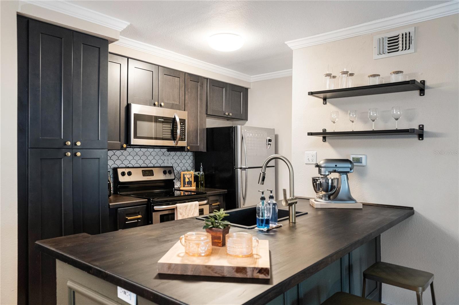 Image 5 of 20 For 5306 Santa Rosa Court 341