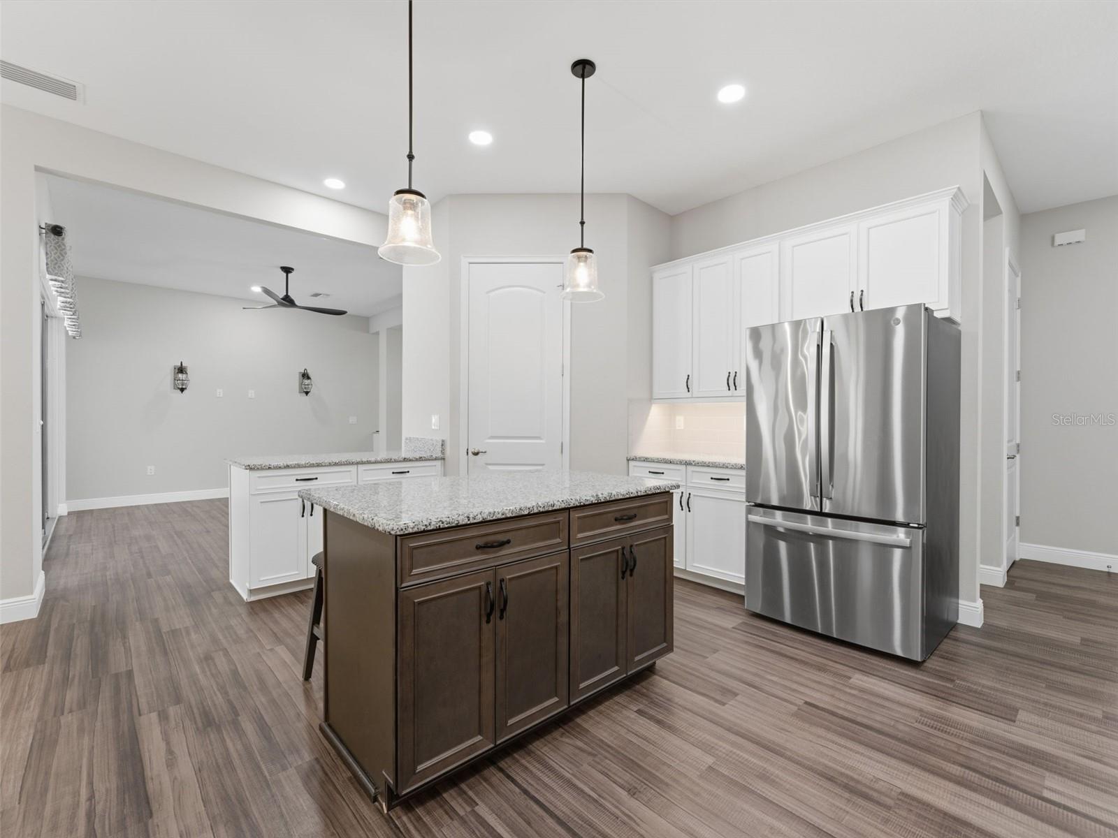 Image 15 of 97 For 4025 Spring Park Way