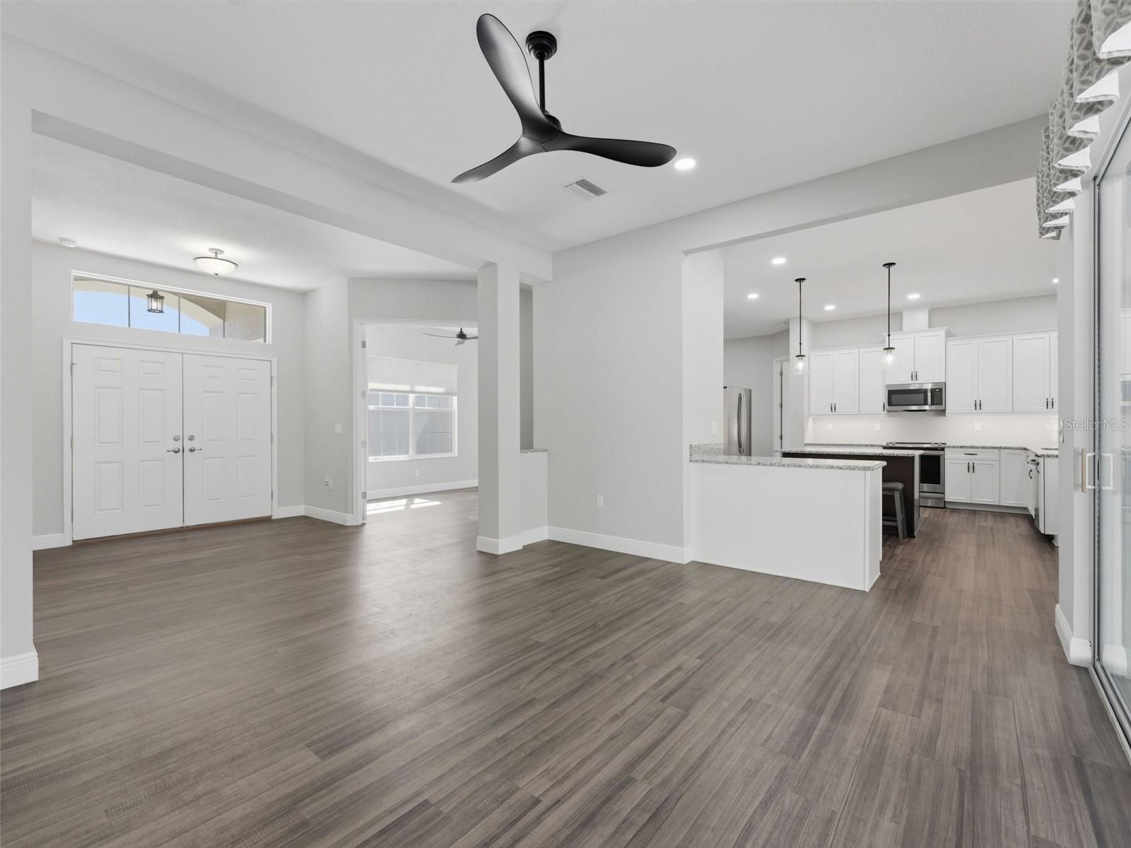 Image 32 of 97 For 4025 Spring Park Way