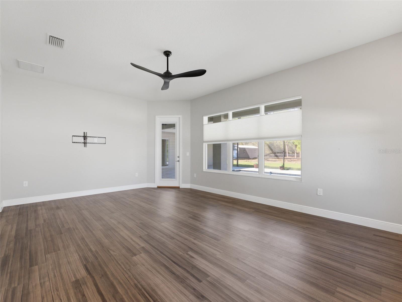 Image 37 of 97 For 4025 Spring Park Way