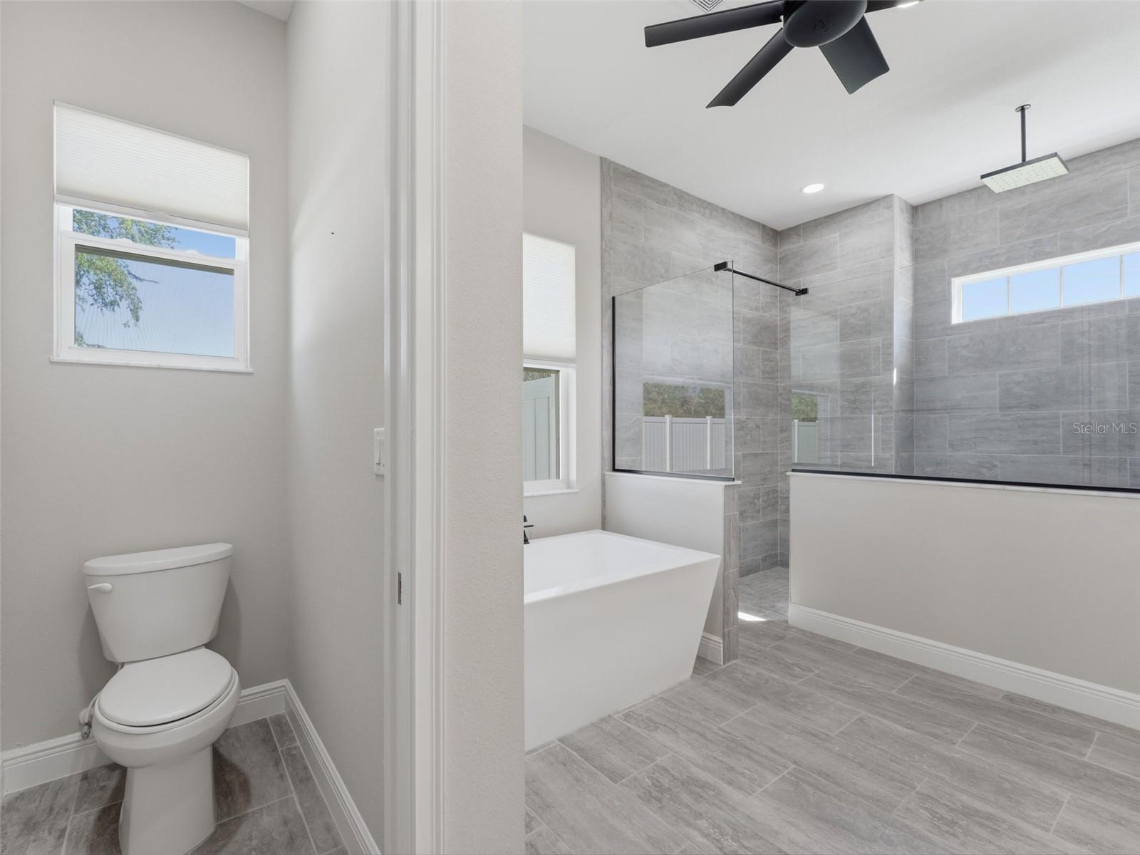 Image 38 of 97 For 4025 Spring Park Way