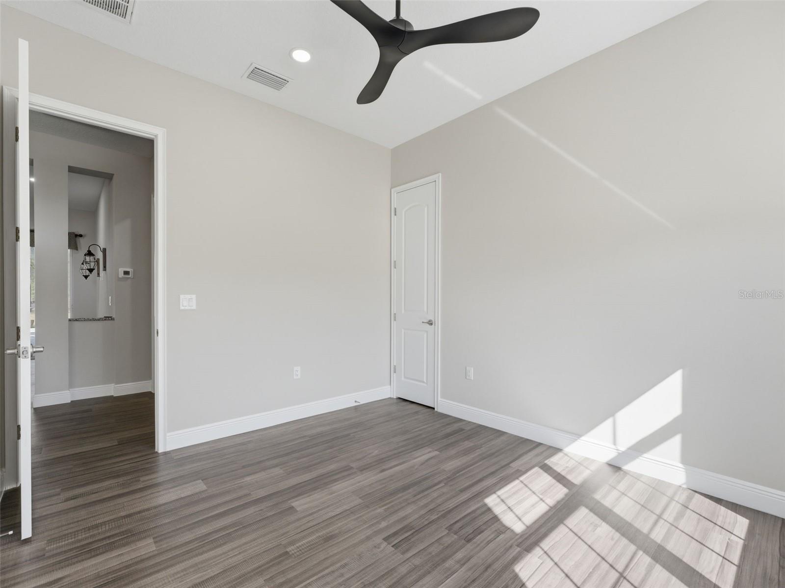 Image 52 of 97 For 4025 Spring Park Way