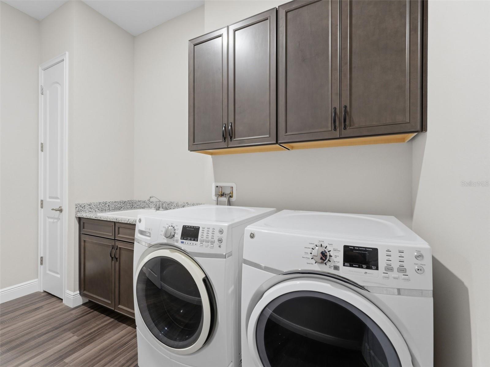 Image 72 of 97 For 4025 Spring Park Way