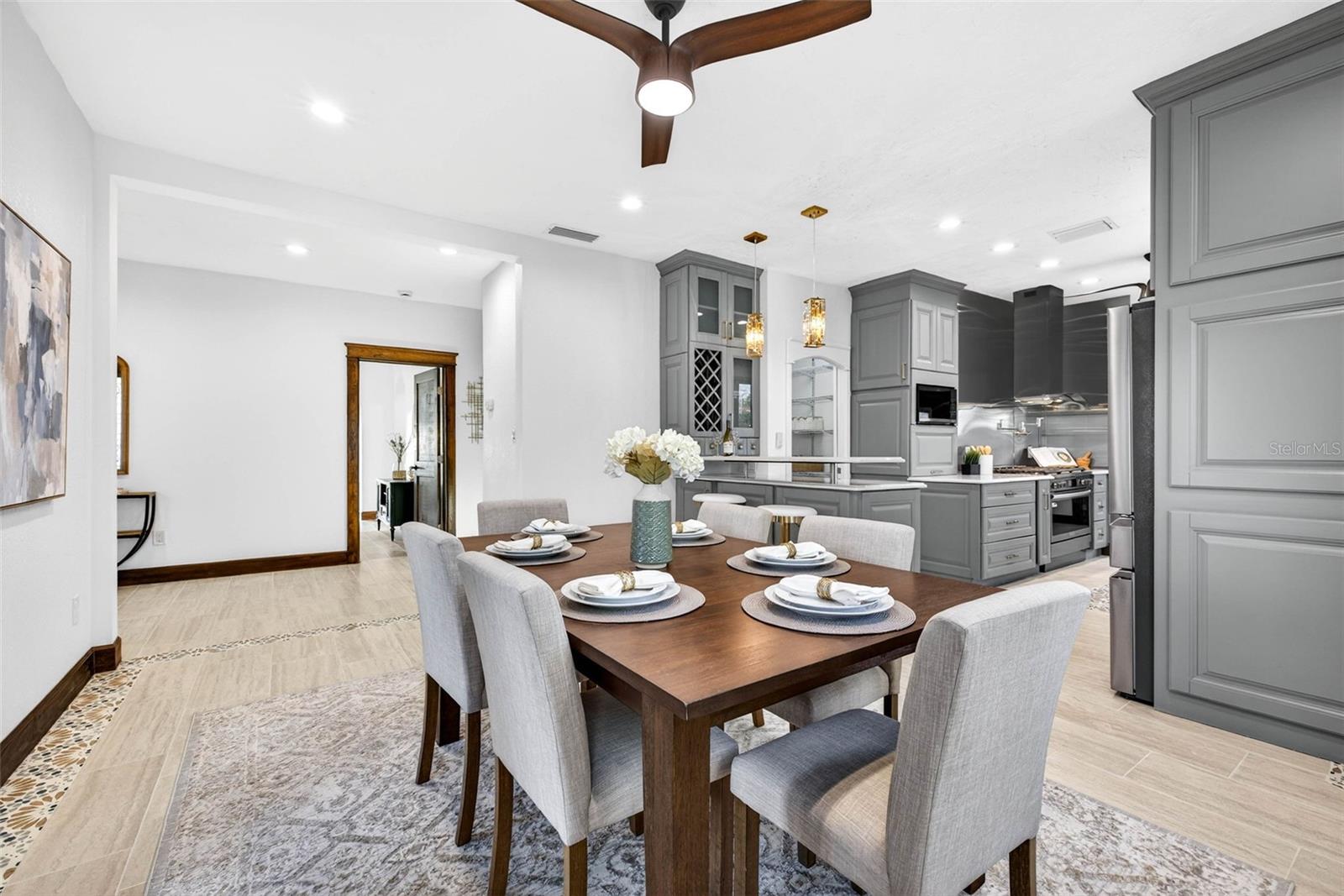 Image 15 of 91 For 236 San Salvador Drive