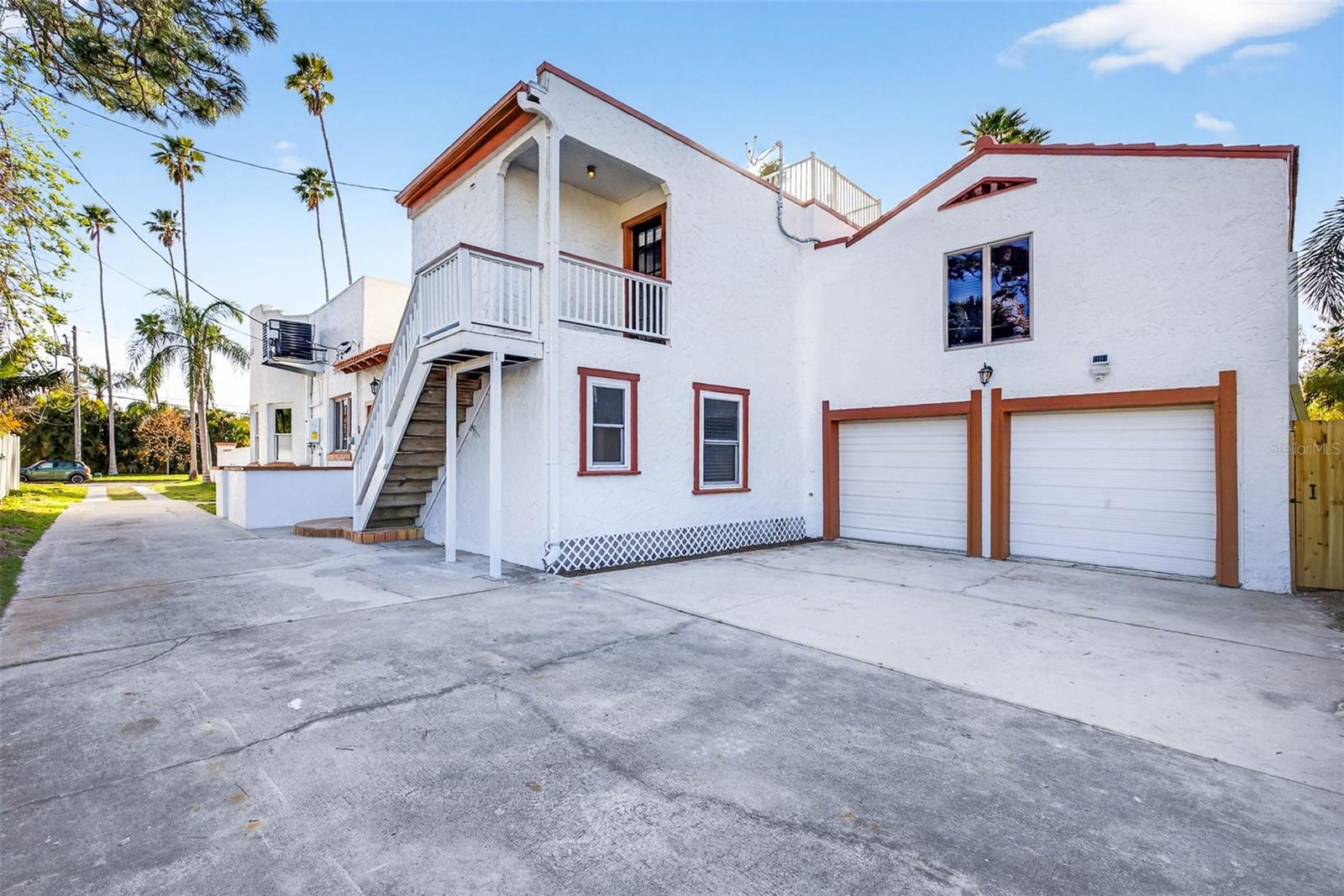 Image 40 of 91 For 236 San Salvador Drive