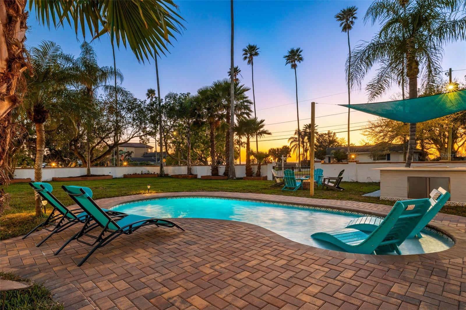 Image 6 of 91 For 236 San Salvador Drive