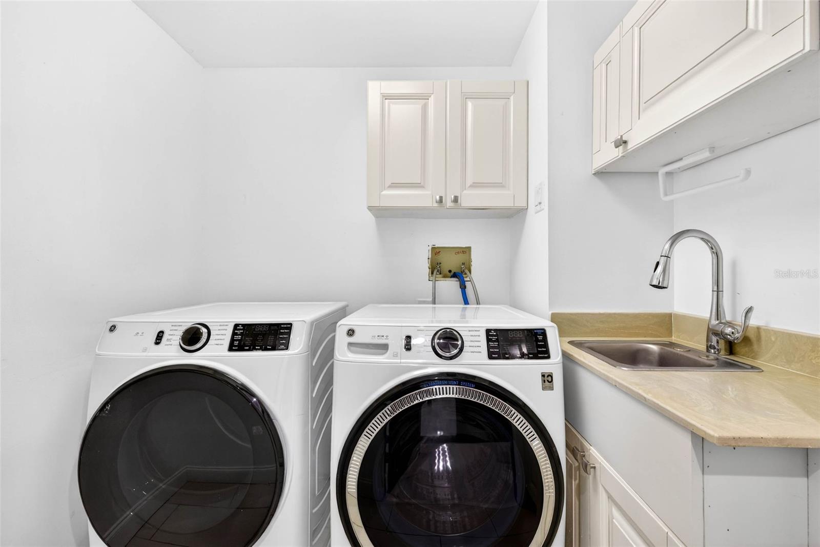 Image 83 of 91 For 236 San Salvador Drive