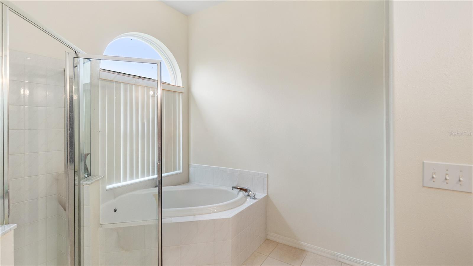 Image 10 of 18 For 6111 Heroncrest Court