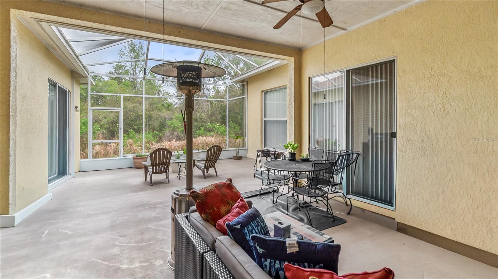 Image 16 of 18 For 6111 Heroncrest Court