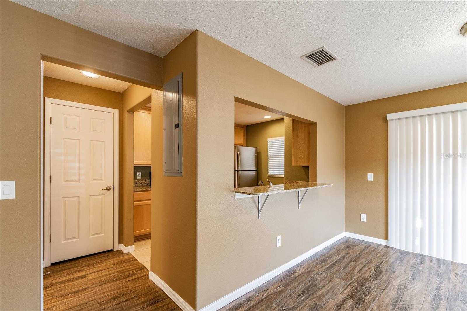 Image 6 of 27 For 6246 Maisie Road