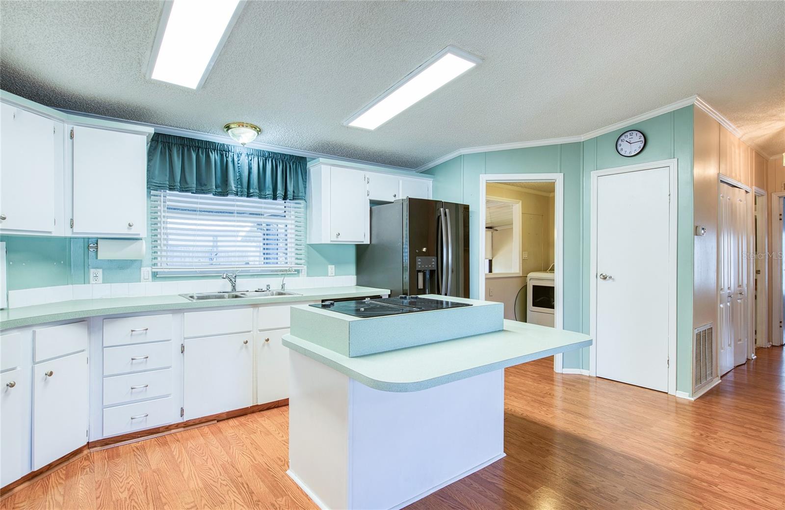 Image 13 of 45 For 306 Snook Court