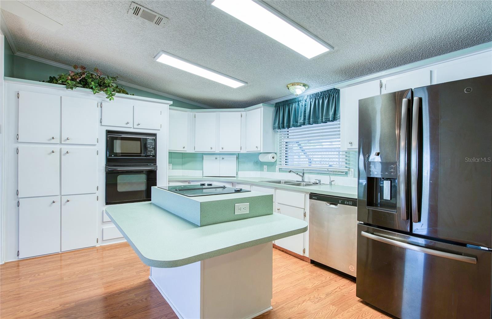 Image 3 of 45 For 306 Snook Court