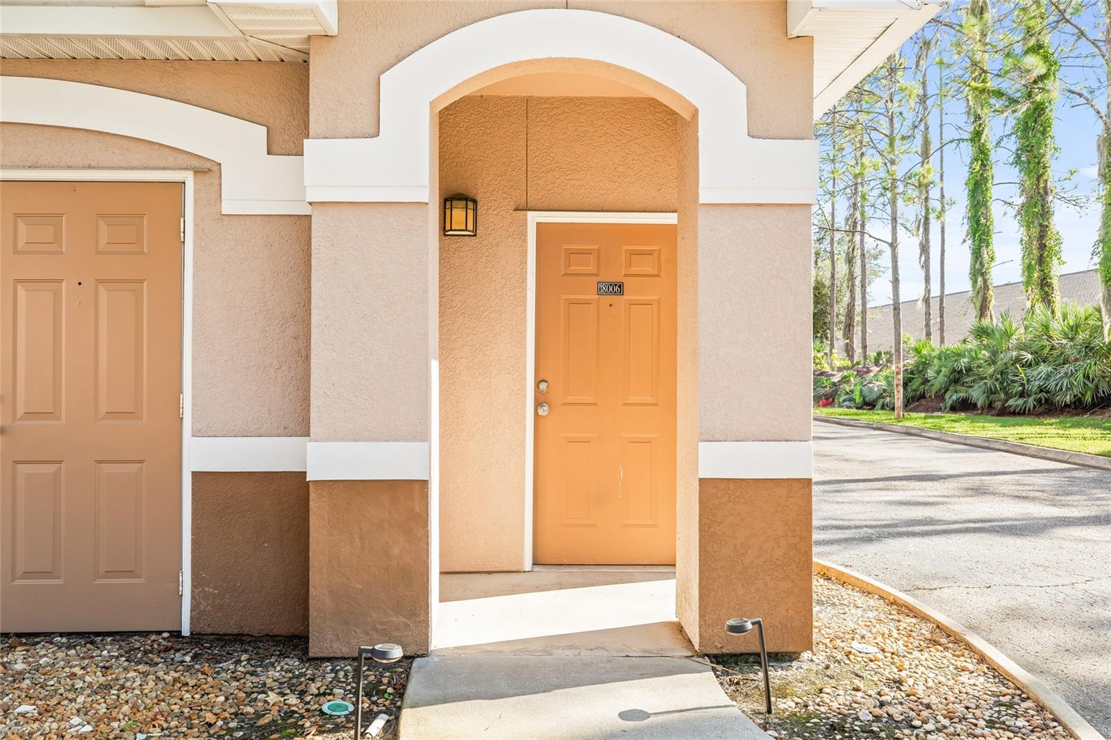 Image 15 of 43 For 18006 Villa Creek Drive