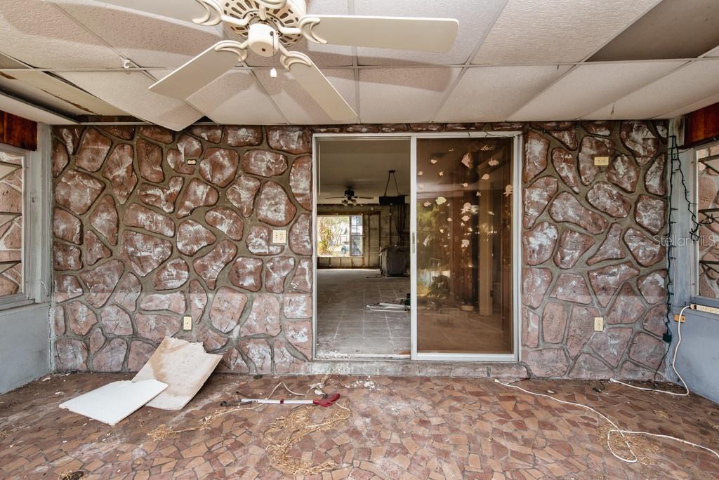 Image 12 of 52 For 8848 Millpoint Road