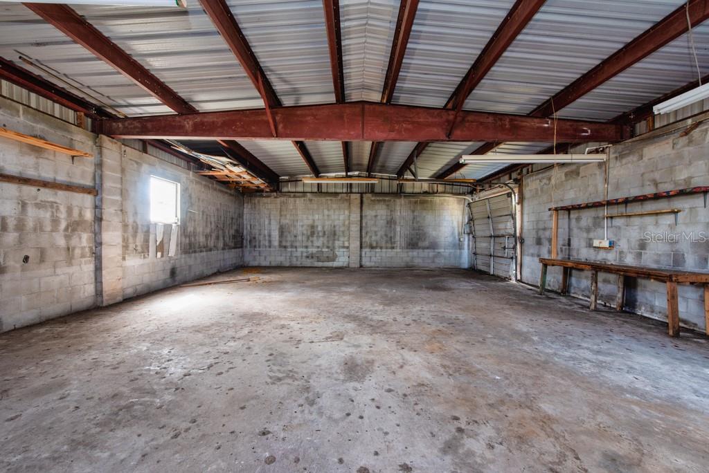 Image 14 of 52 For 8848 Millpoint Road