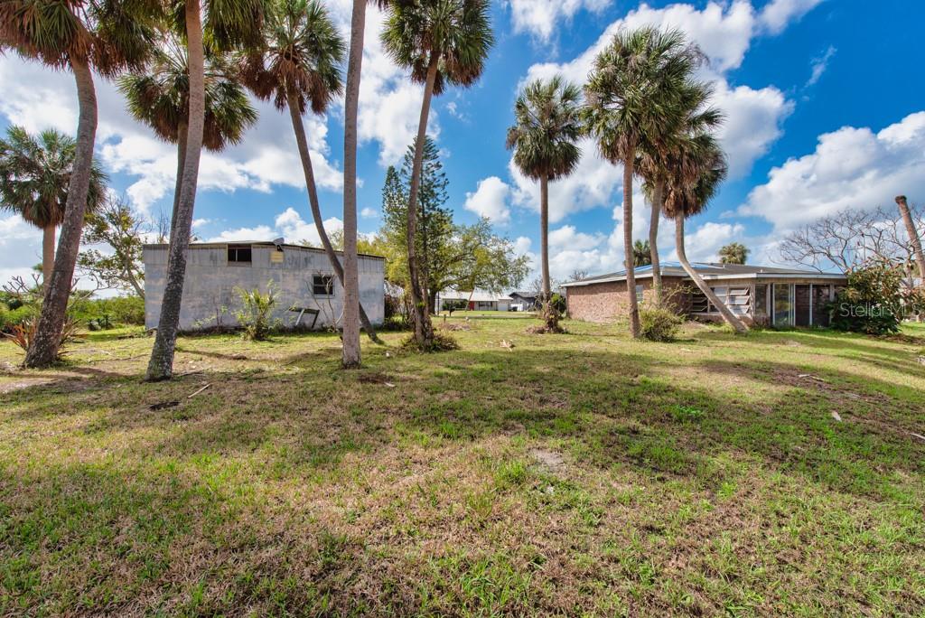 Image 27 of 52 For 8848 Millpoint Road