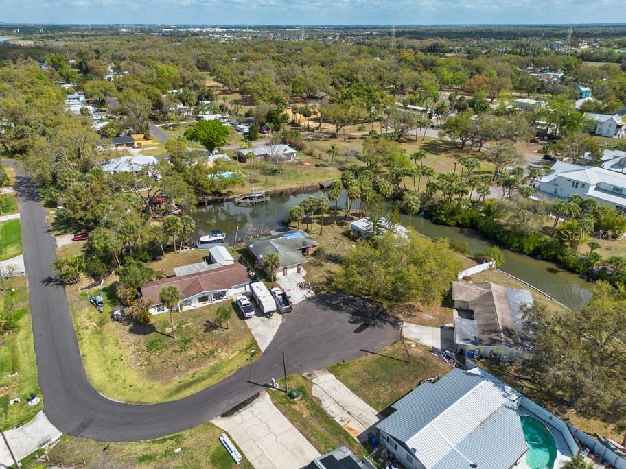 Image 39 of 52 For 8848 Millpoint Road