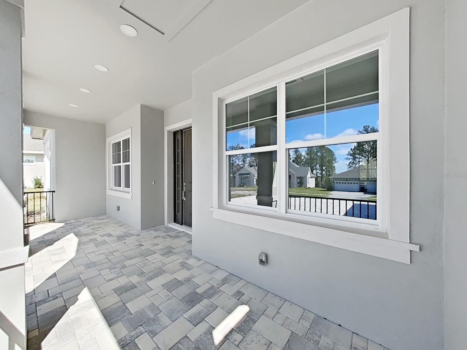 Listing photo id 10 for 4748 Hickory Oak Drive