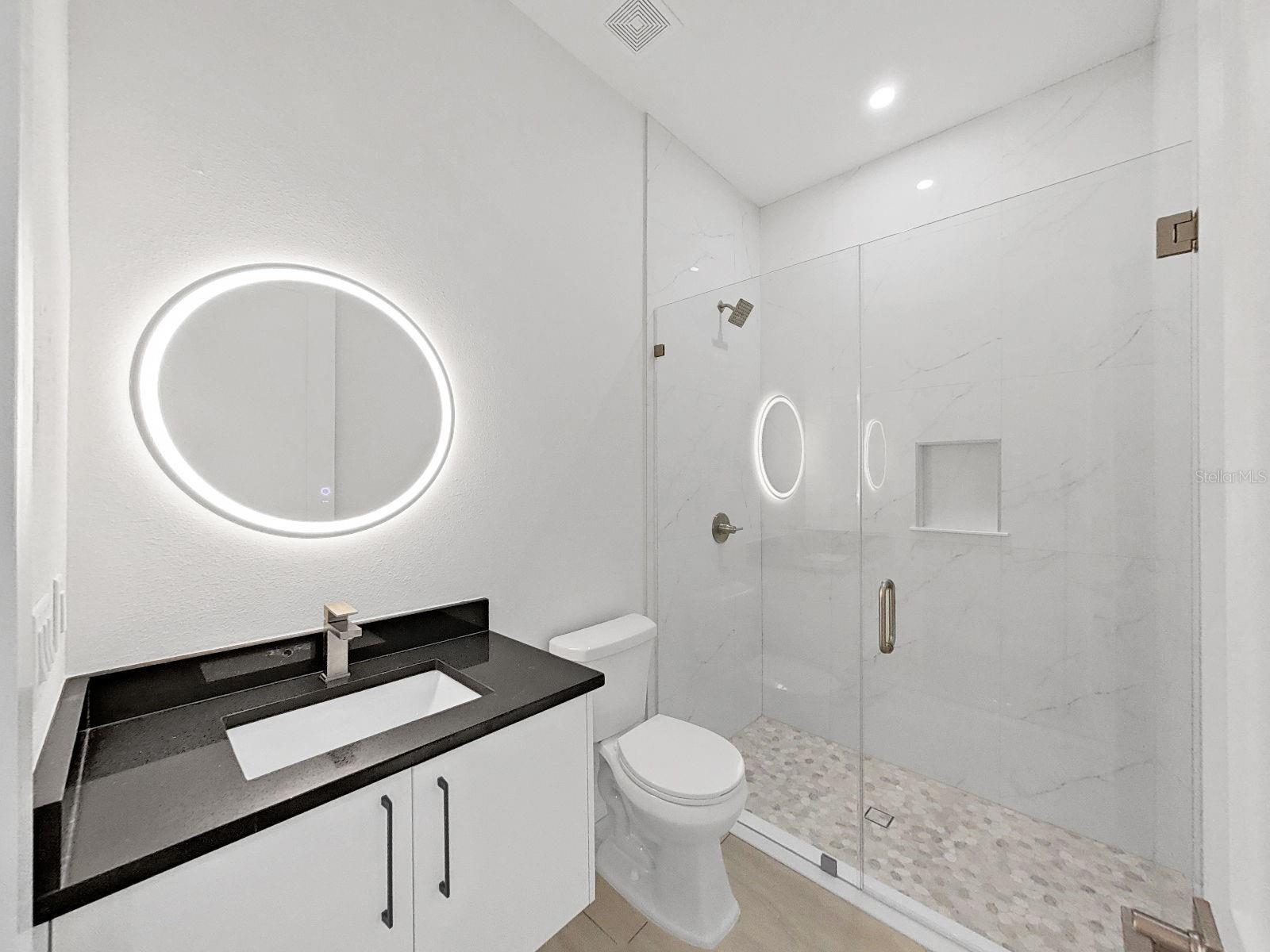 Listing photo id 35 for 4748 Hickory Oak Drive