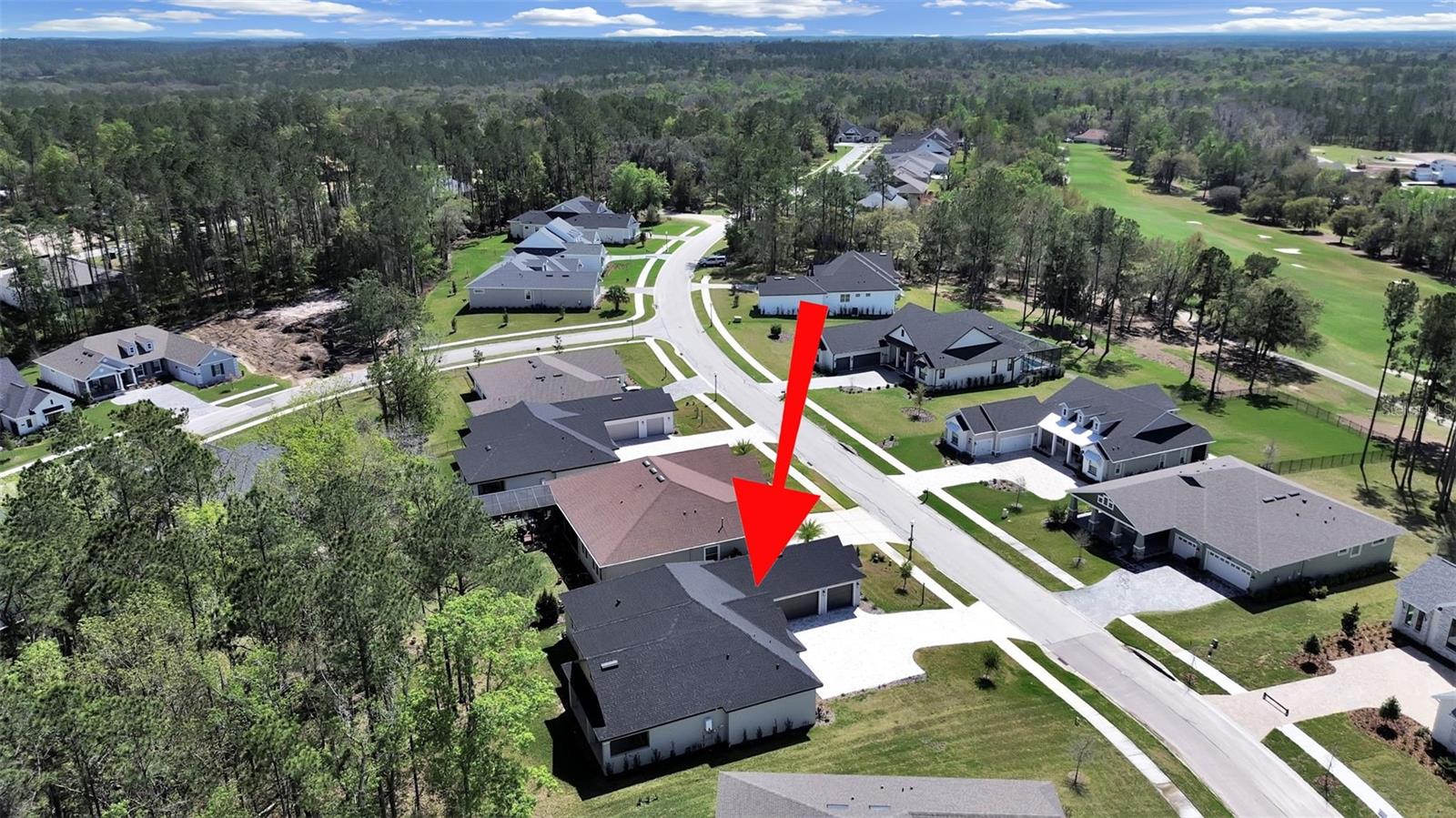 Listing photo id 4 for 4748 Hickory Oak Drive